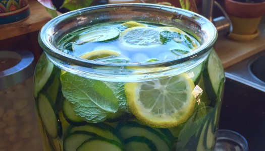 Cucumber-Lemon-Mint Water :: Burn-Hydrate-Detox