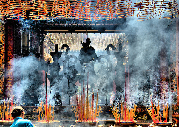 Everything_soulful_Burning-Incense-Altar-Temple