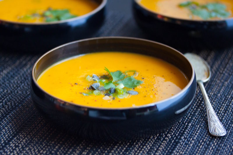 Everything_Soulful_Ginger_Carrot_Turmeric_Soup_2